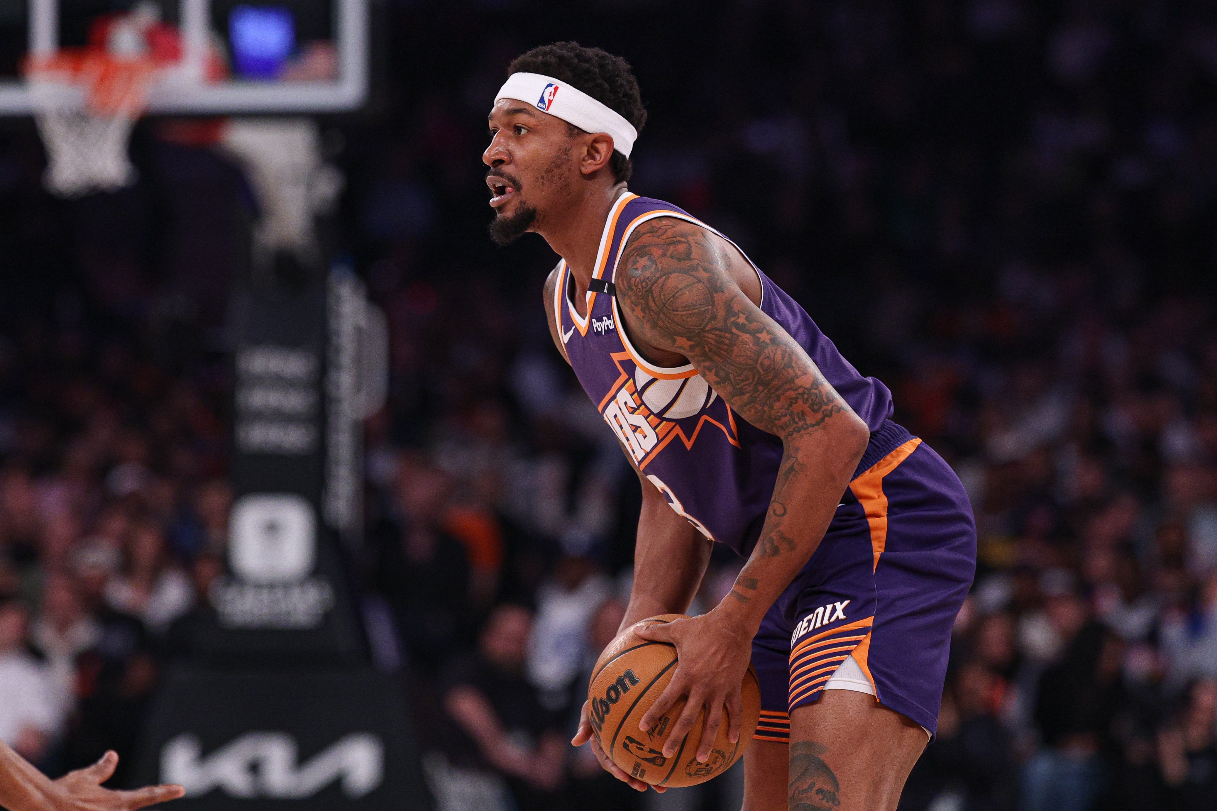 乐鱼体育-比尔太阳生涯场均17.6分3.8板4.3助1断 两年赚了9694万美元