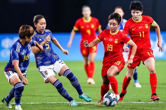 【亚运】张琳艳杨莉娜破门 女足3比4日本无缘决赛