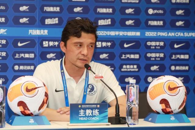 乐鱼leyu体育官网-谢晖：把体能战术分开是严重误区 再谈“就压着打”